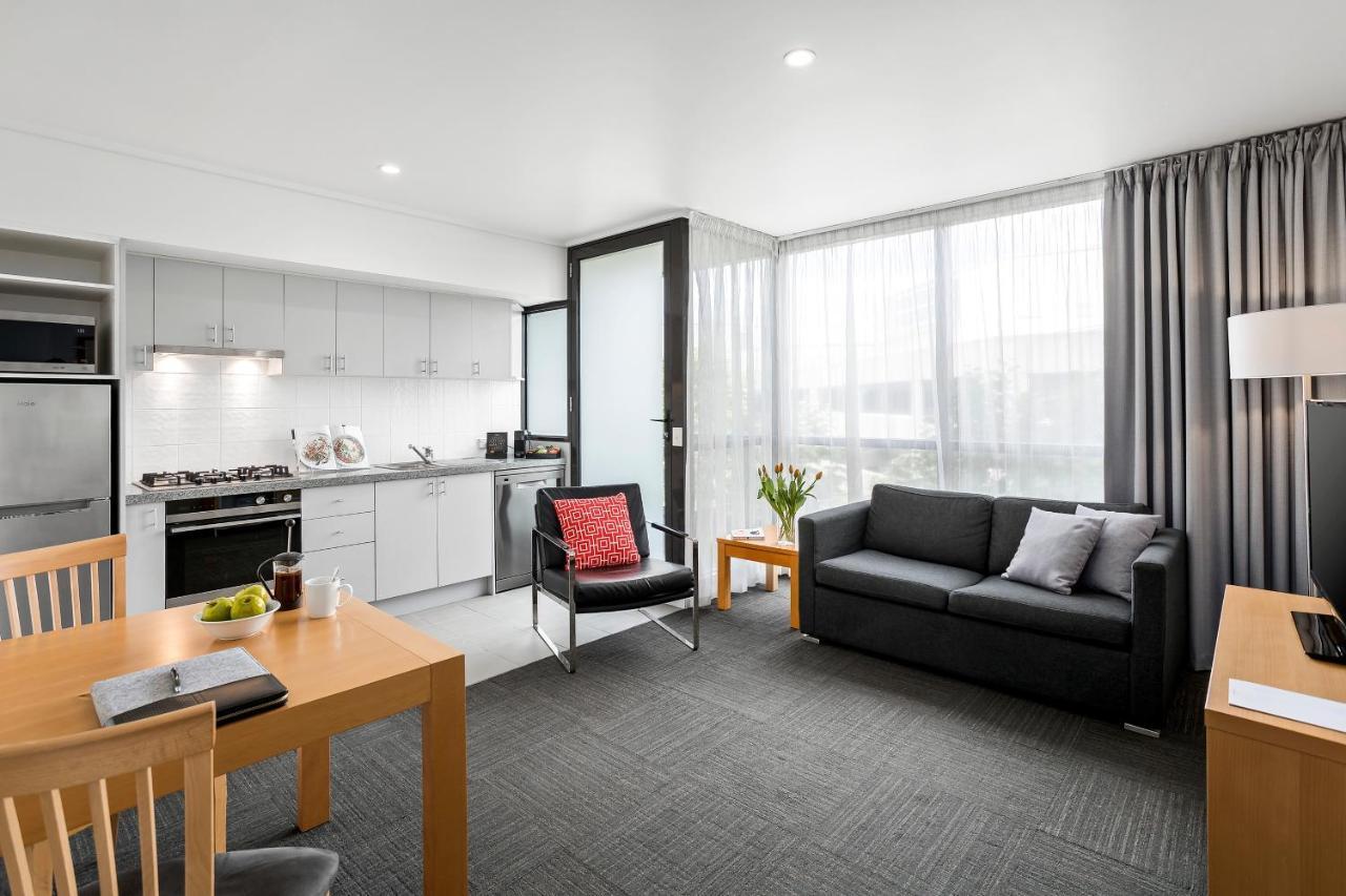 Quest Southbank Aparthotel Melbourne Exterior photo