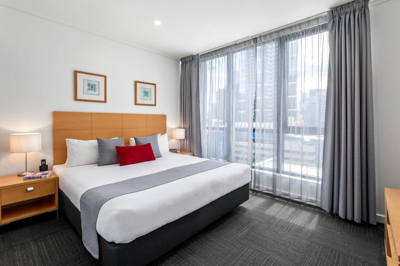 Quest Southbank Aparthotel Melbourne Exterior photo