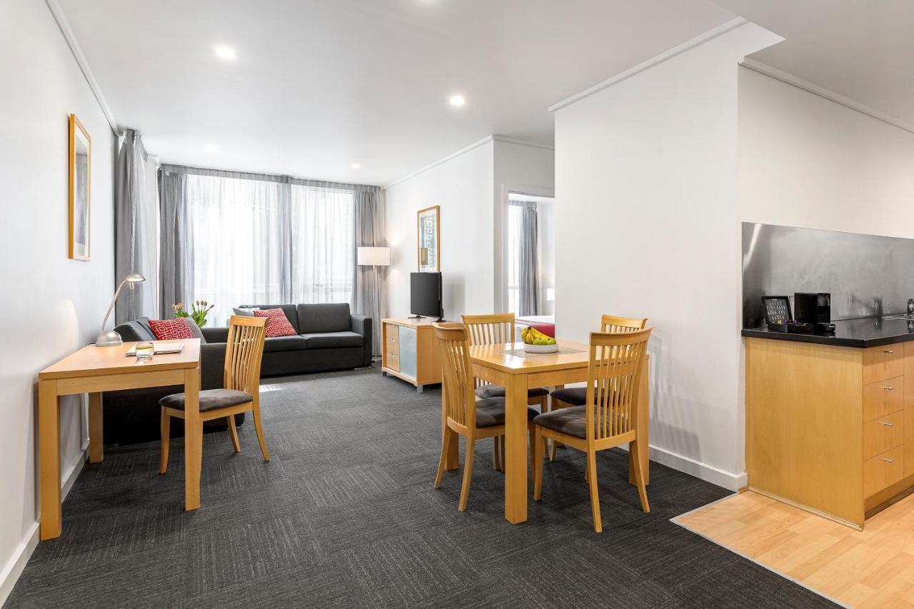 Quest Southbank Aparthotel Melbourne Exterior photo