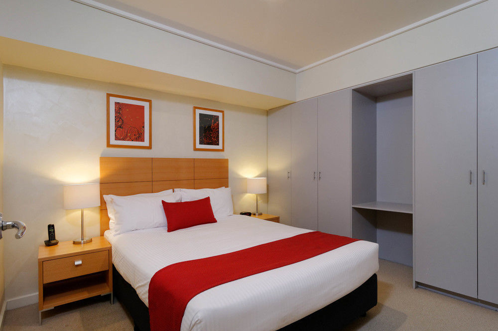 Quest Southbank Aparthotel Melbourne Exterior photo